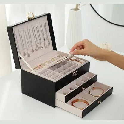 Elegant Jewelry Organizer for Stylish Storage and Travel-Galonda